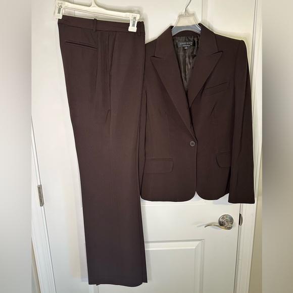 Anne Klein chocolate brown women’s pantsuit - Picture 8 of 8